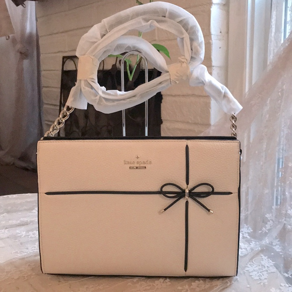 NWT Kate Spade Cream & Black Crossbody Bag